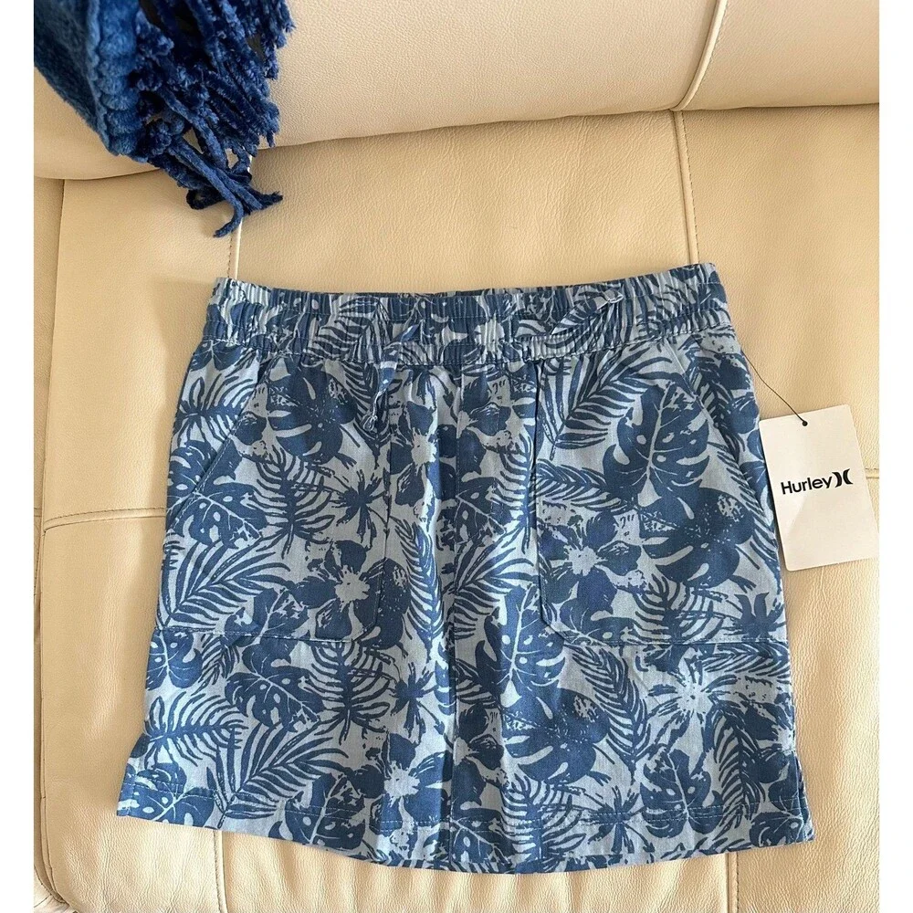 Small girl’s stamped light weight tropical drawstring skirt